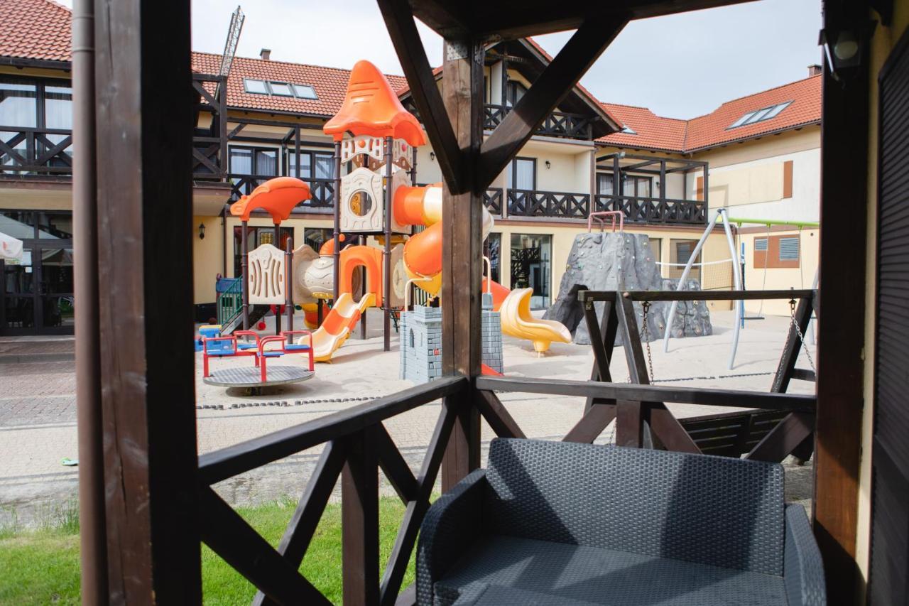 Hotel Arena Slonca Łeba Exterior foto